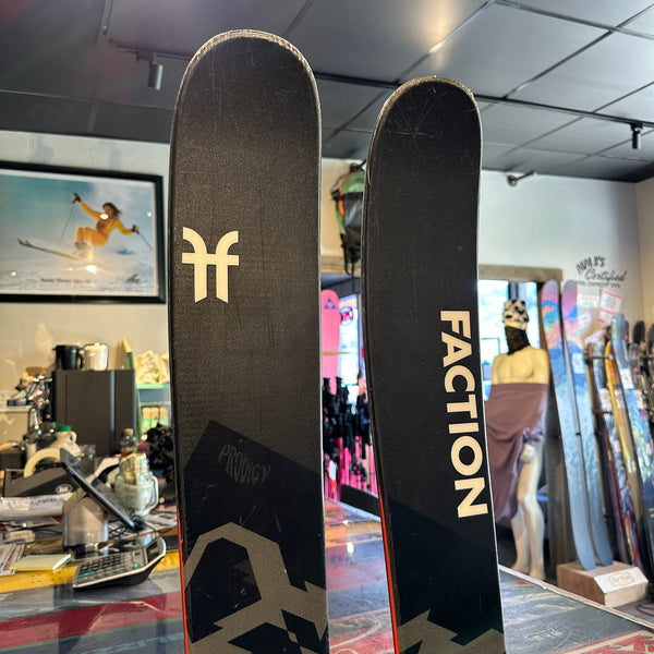 2021 Faction Prodigy 3.0 (172cm) + Forza 1.0 Pivot Bindings - USED