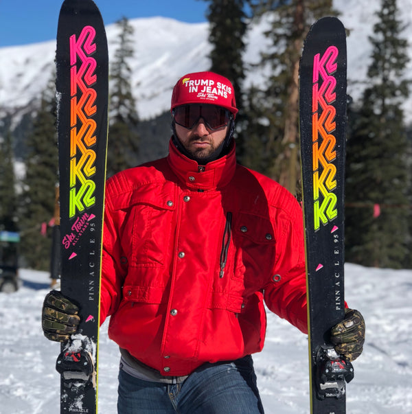 TRUMP SKIS IN JEANS