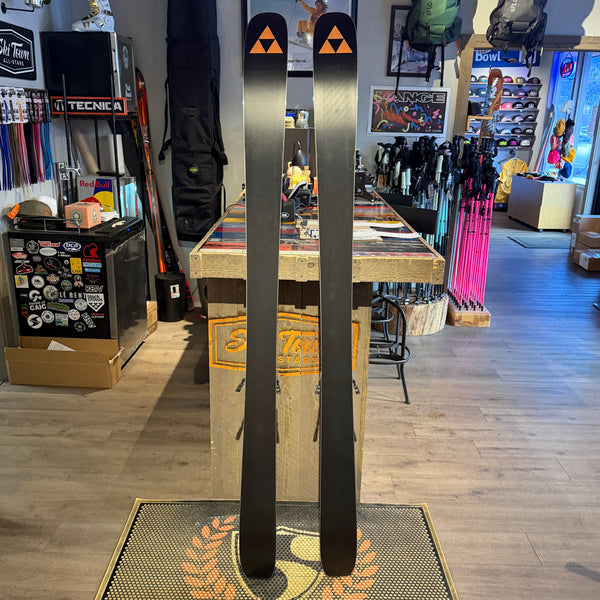 2026 FISCHER RANGER 102 (190cm) + MARKER GRIFFON 13 DEMO BINDINGS - USED