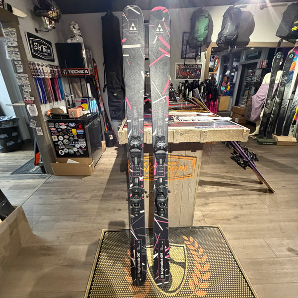 2026 FISCHER NIGHTSTICK 97 184cm Pink + ATTACK 13 DEMO BINDINGS - USED