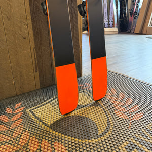 2026 BLIZZARD BLACK PEARL 94 (152cm) + MARKER SQUIRE TCX GW DEMO BINDINGS - USED