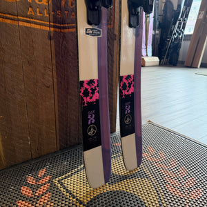 2026 SALOMON QXT X (192CM) + SALOMON STRIVE 14 MN DEMO BINDINGS - USED