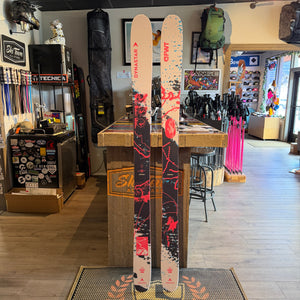 2027 Dynastar M-Free 108 FWT Edition + Pivot 15 FWT Edition