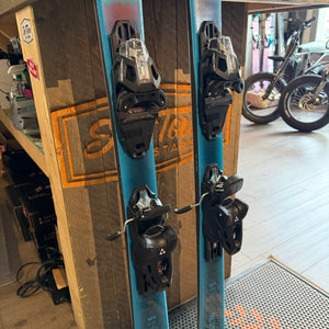 2027 FISCHER The Curv GT 76 (166CM ) + RSW 11 GW DEMO BINDINGS - USED (Blue)