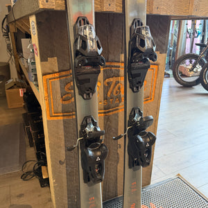 2027 FISCHER The Curv GT 76 (173CM ) + RSW 11 GW DEMO BINDINGS - USED (Grey)