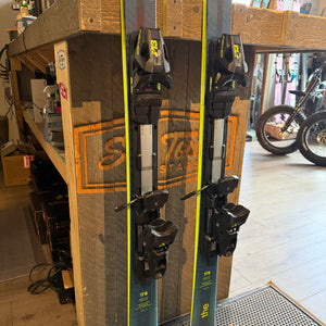 2027 FISCHER The Curv Noize M-Plate (178CM ) + Z13 GW DEMO BINDINGS - USED