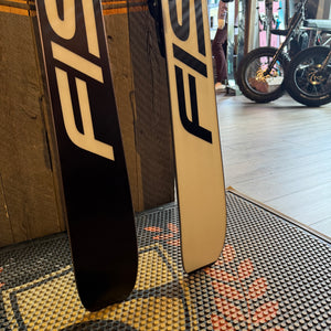 2027 FISCHER RANGER 102 (169CM ) + ATTACK 11 GW DEMO BINDINGS