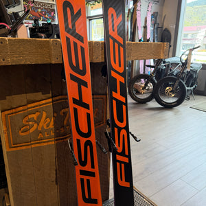 2027 FISCHER RANGER 108 (185CM ) + ATTACK 11 GW DEMO BINDINGS
