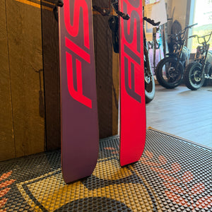 2027 FISCHER RANGER 102 (155CM ) + ATTACK 11 GW DEMO BINDINGS