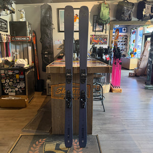 2027 FISCHER RANGER 90 (184CM ) + ATTACK 11 GW DEMO BINDINGS