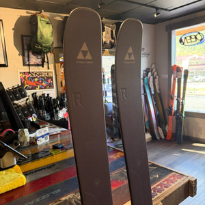 2027 FISCHER RANGER 96 (180CM ) + ATTACK 11 GW DEMO BINDINGS