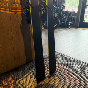 2027 FISCHER The Curv GTX (175CM ) + VX13 GW DEMO BINDINGS - USED (2)