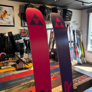 2027 FISCHER RANGER 102 (176CM ) + STRIVE 13 GW DEMO BINDINGS