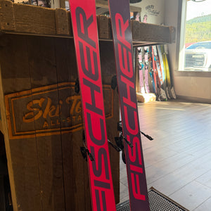 2027 FISCHER RANGER 102 (162CM ) + SQUIRE 11 GW DEMO BINDINGS