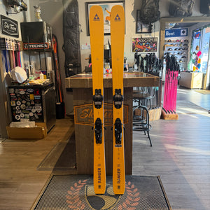 2027 FISCHER RANGER 96 (173CM ) + ATTACK 11 GW DEMO BINDINGS