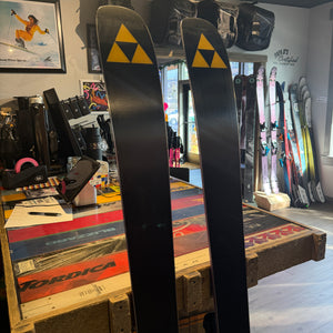 2027 FISCHER RANGER 96 (173CM ) + ATTACK 11 GW DEMO BINDINGS
