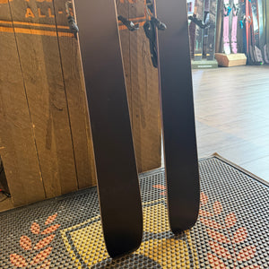 2027 FISCHER RANGER 96 (166CM ) + ATTACK 11 GW DEMO BINDINGS